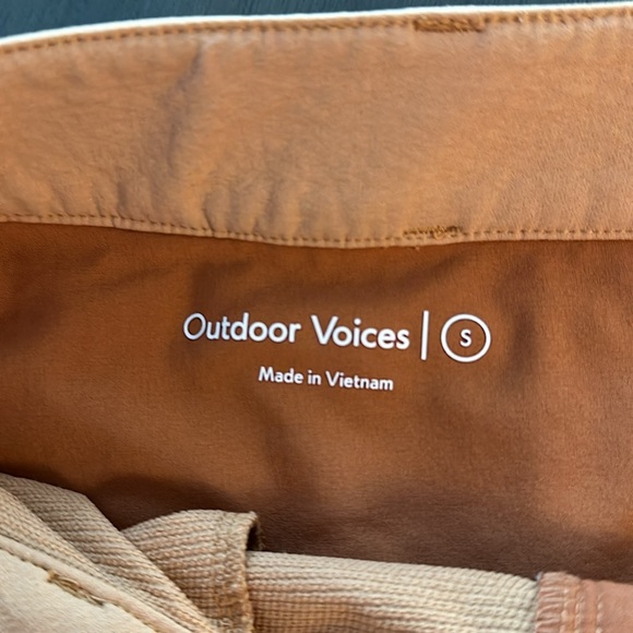 Outdoor Voices shorts size Small - Picture 5 of 6